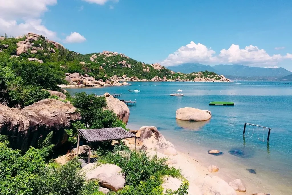 DA LAT -> NHA TRANG, CAM RANH