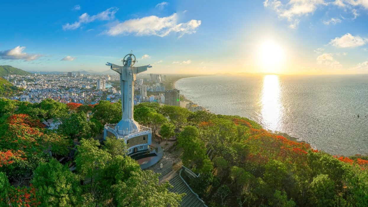 MUI NE (PHAN THIET) -> VUNG TAU